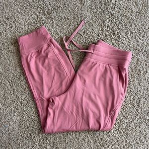 Lululemon Ready to Rulu crop 6